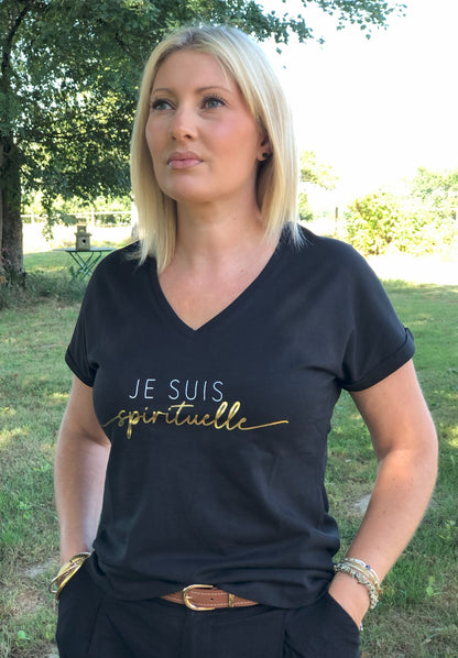 T-shirt noir col en V " Je suis spirituelle"