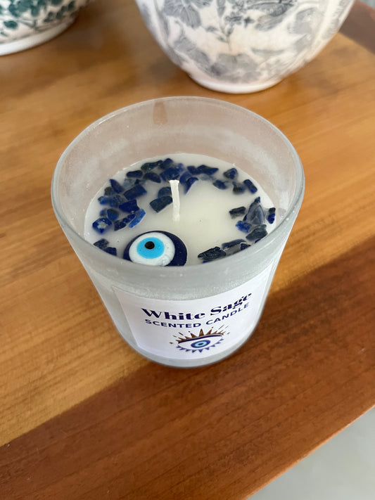 🌿 Bougie Purificatrice à la Sauge Blanche – Cristaux de Sodalite & Œil Protecteur