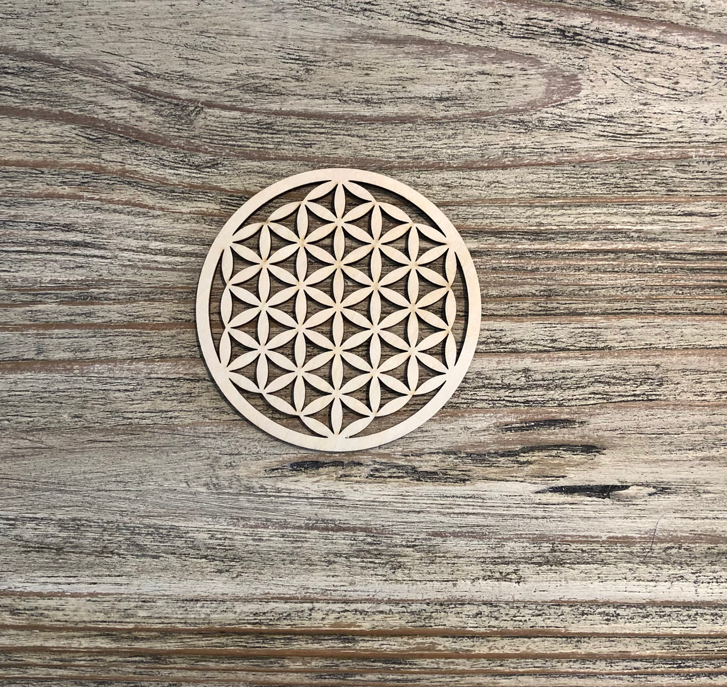 ✨ Plaque en Bois – Fleur de Vie Découpée - 100 mm