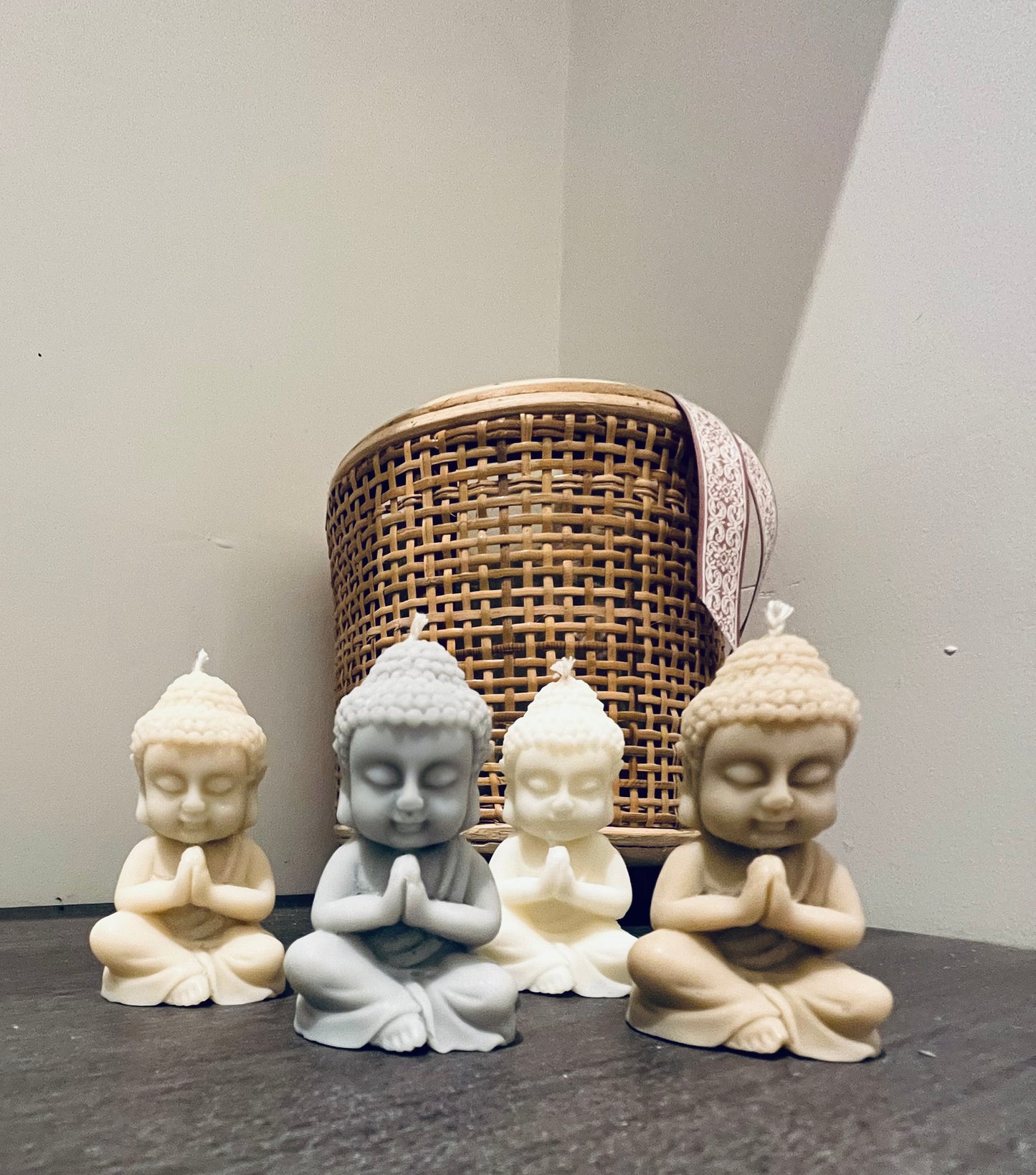 🕯️ Bougie Bouddha méditant - Gris