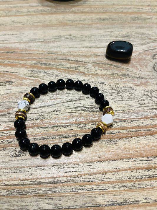 Bracelet Ring — Doré, Onyx, Bois & Howlite Blanche