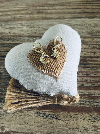 Boucles d’Oreilles Lune & Étoile ✨